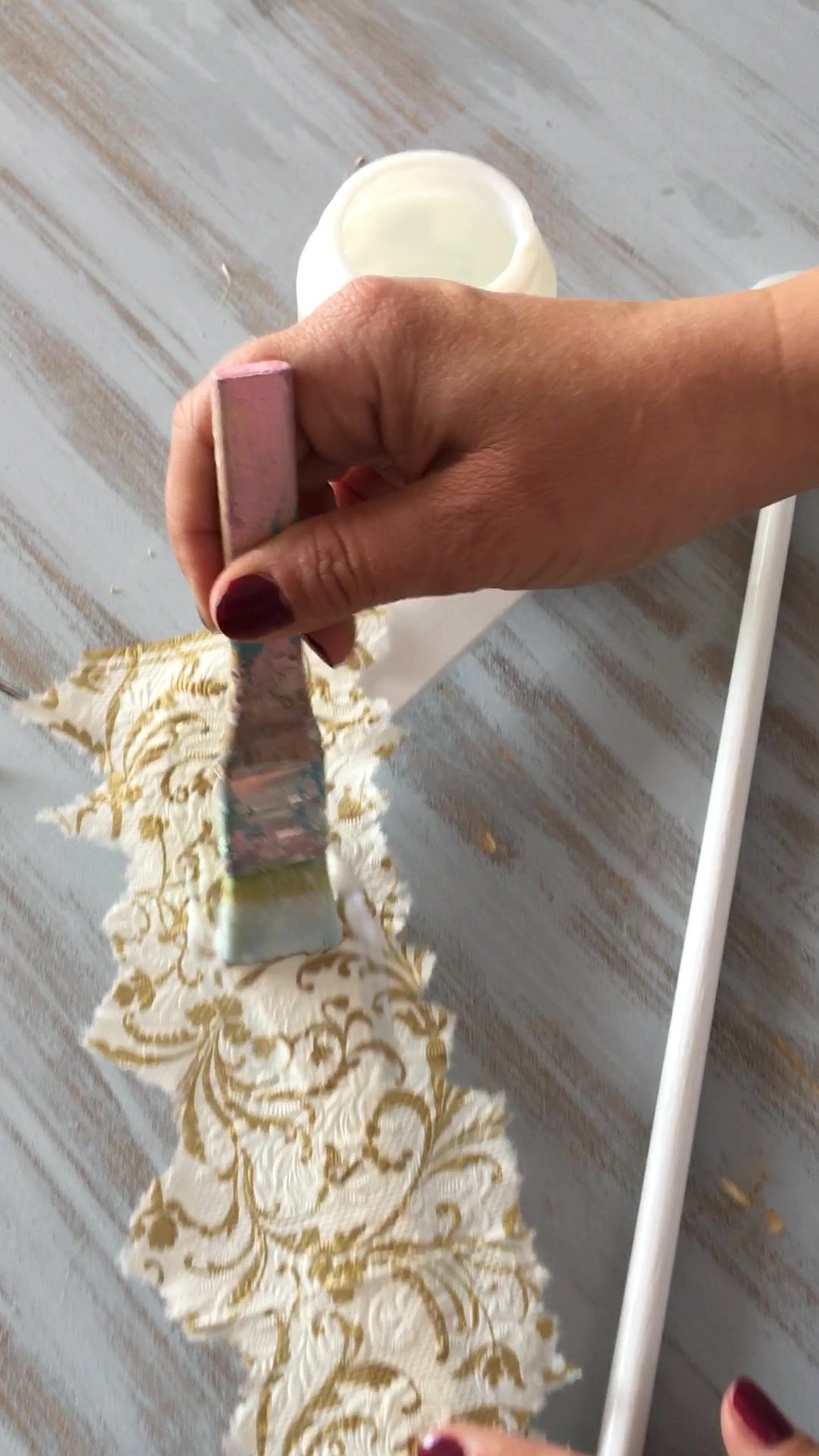 Taller de decoupage para empresas en Almería